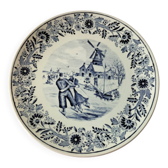 Decorative plate Boch – Delft decor, winter scene (1960s–70s)