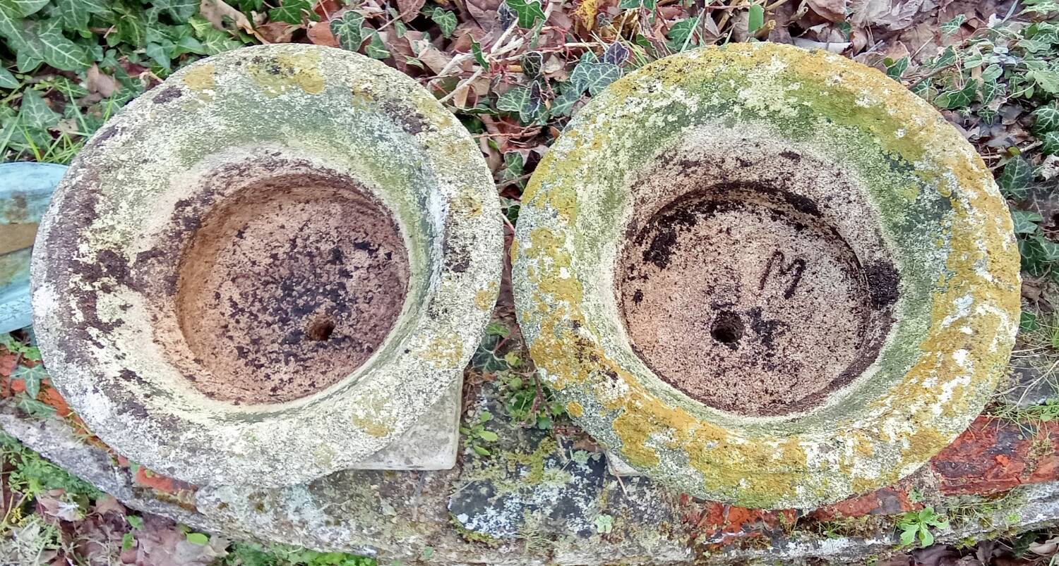 Pair of Medici vases in reconstituted stone