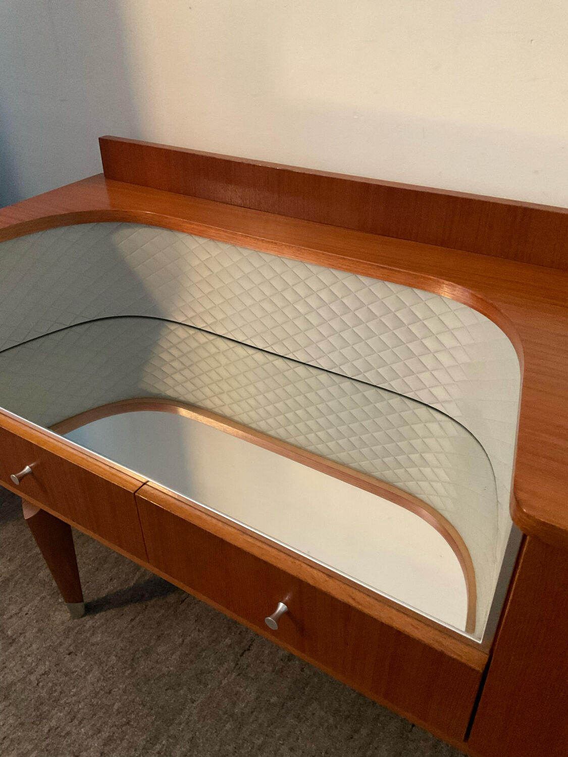 Enfilade Scandinavian tv cabinet of the 60s in teak