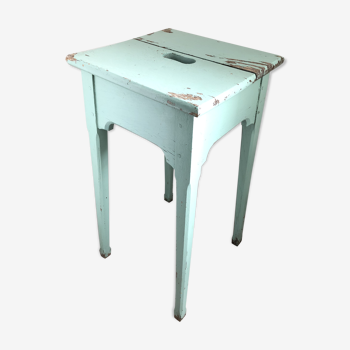 Tabouret vert patiné