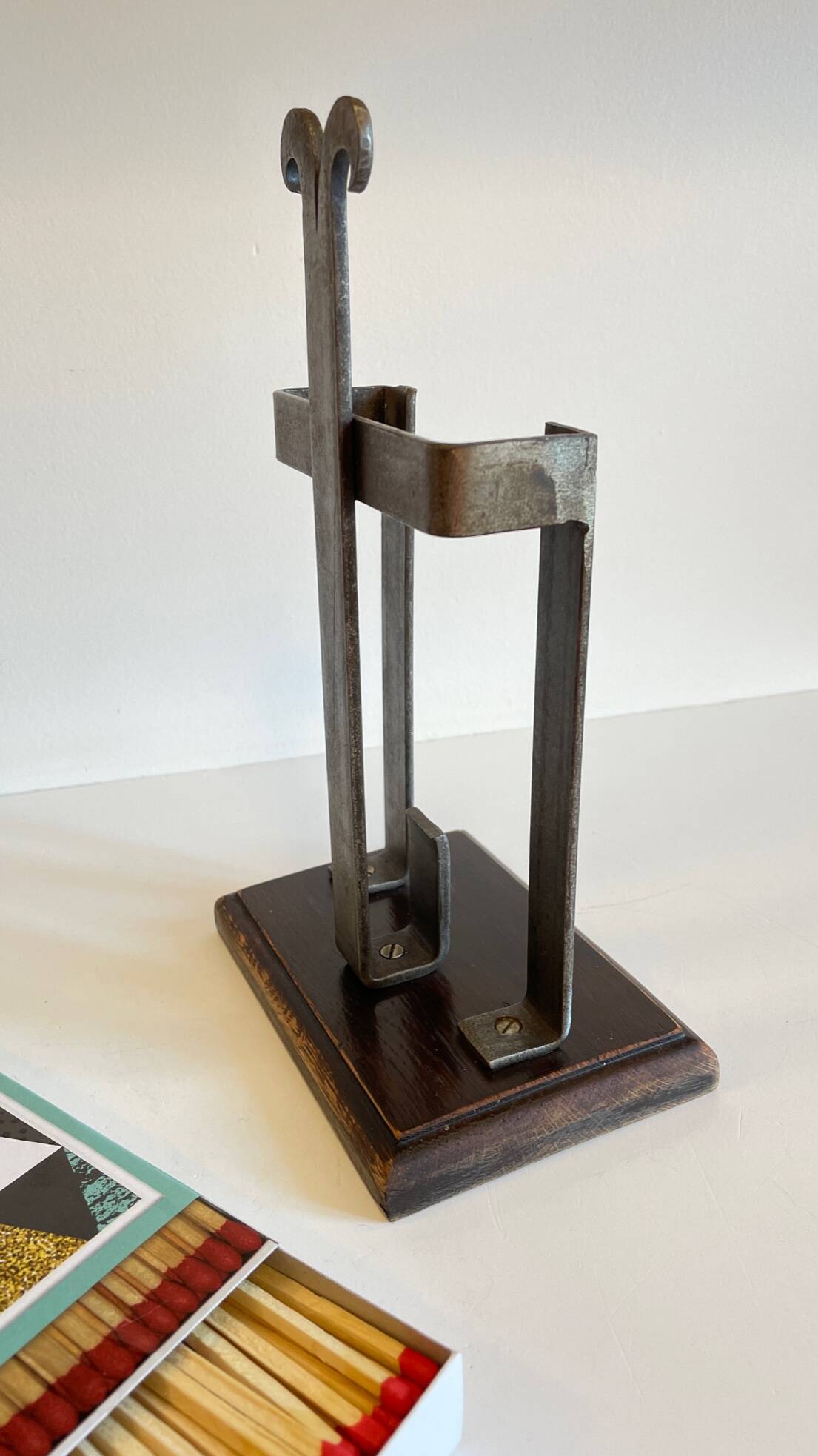 Porte-allumettes de cheminée vintage en fer forgé
