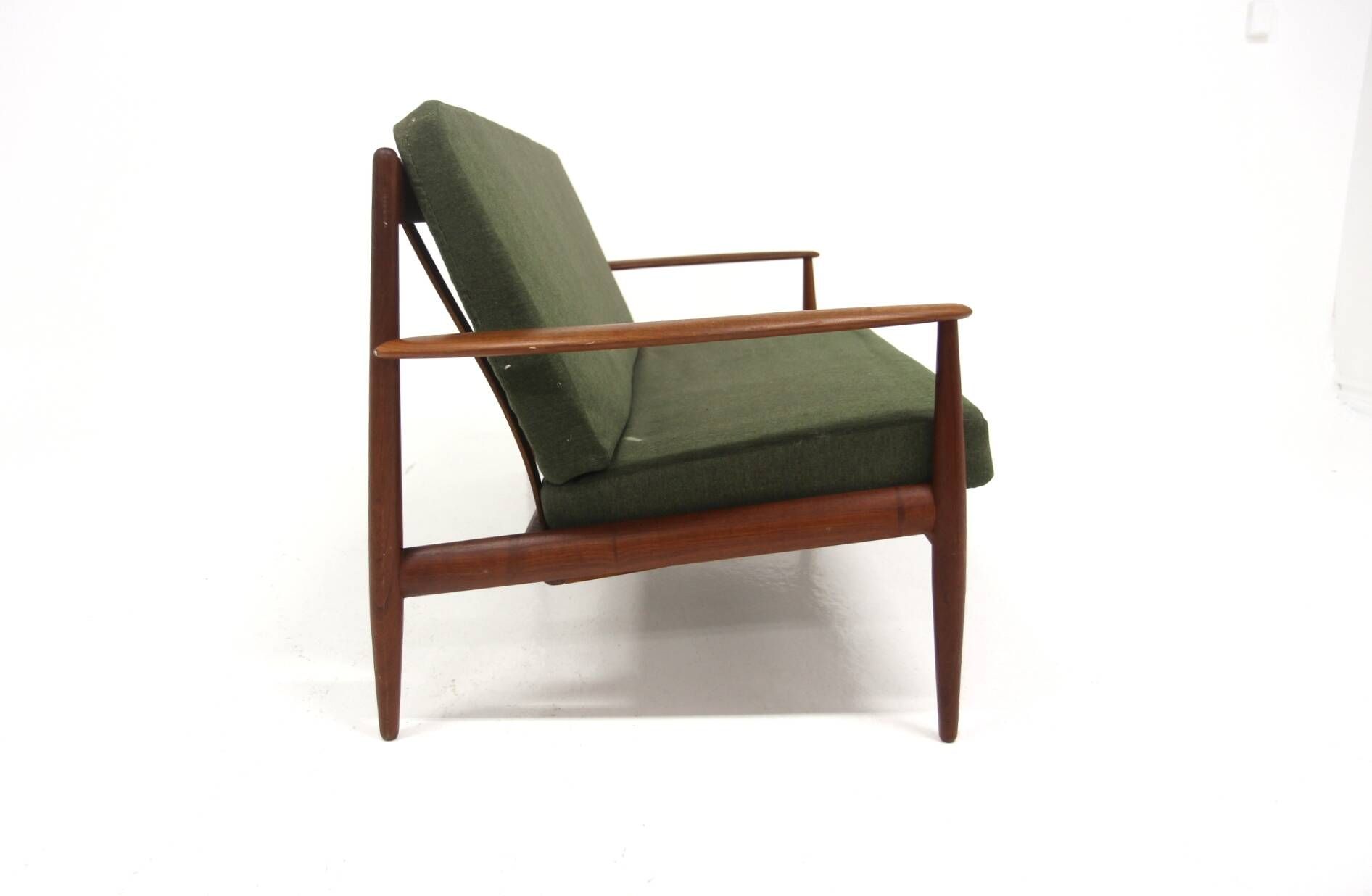 Armchair, Grete Jalk, France & Daverkosen, Hillerød, Denmark