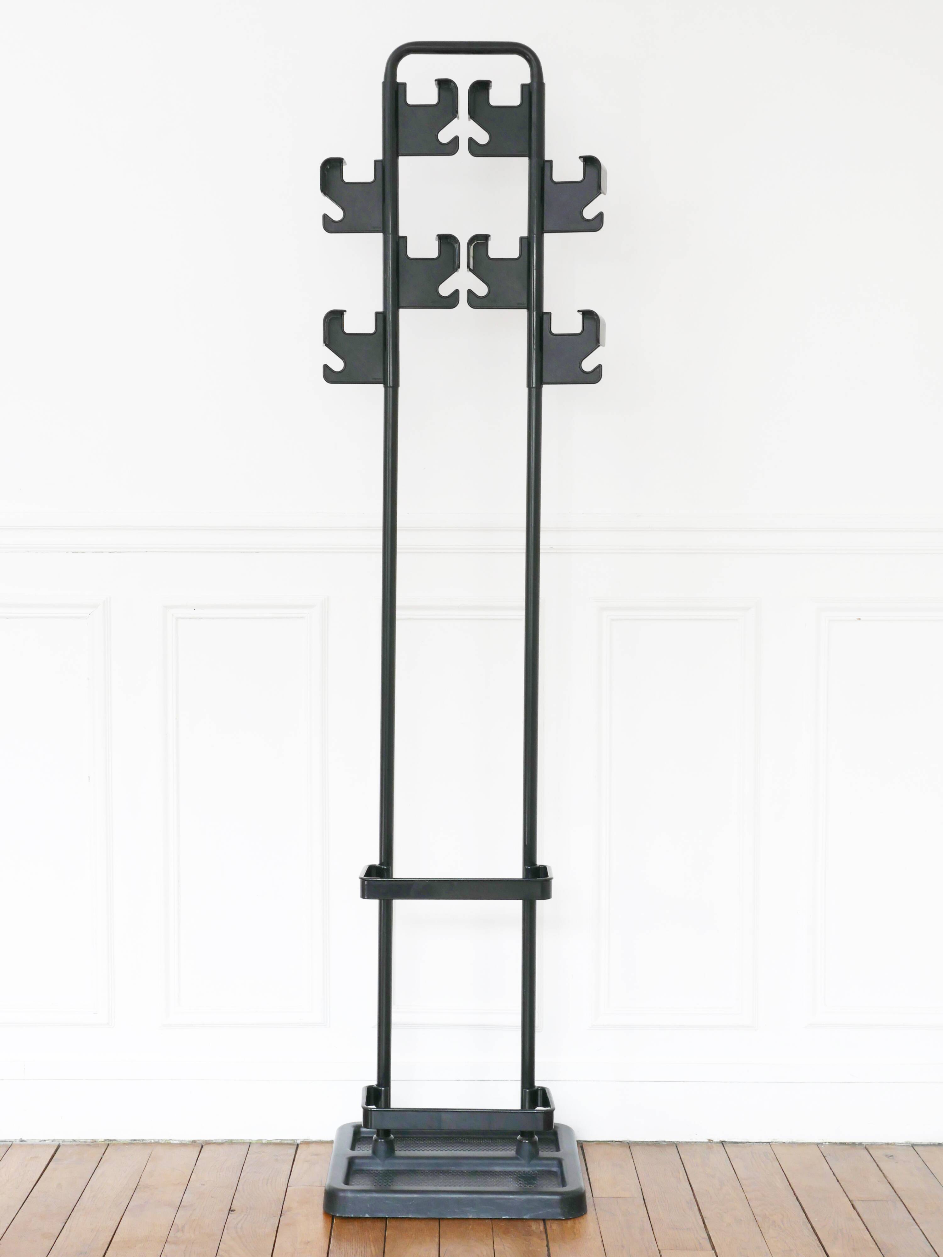Jean-Pierre VITRAC coat racks - Manade