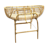 Basket rattan on feet