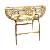 Basket rattan on feet