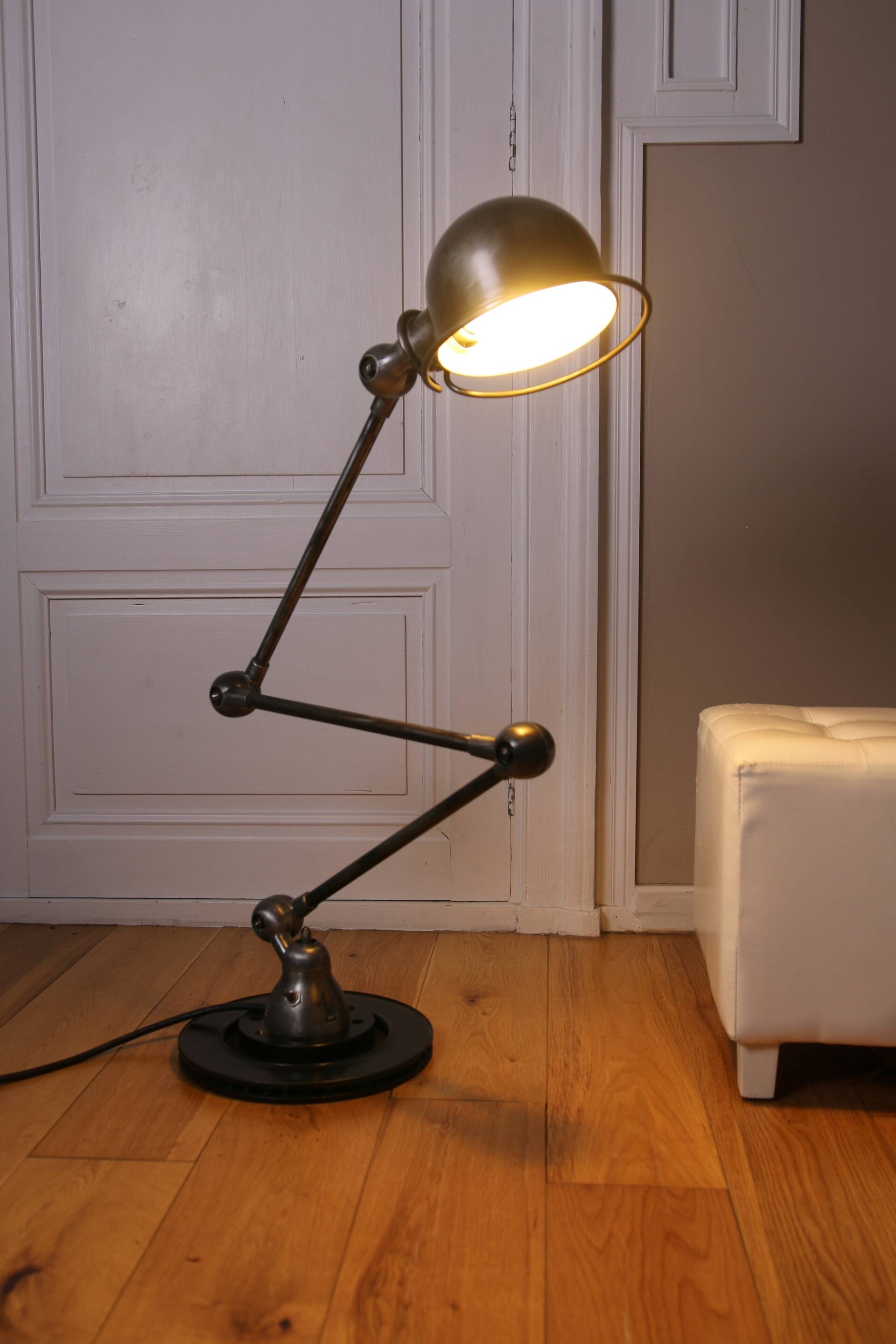 Vintage Jieldé floor lamp with 3 arms, 1950s-60s.
