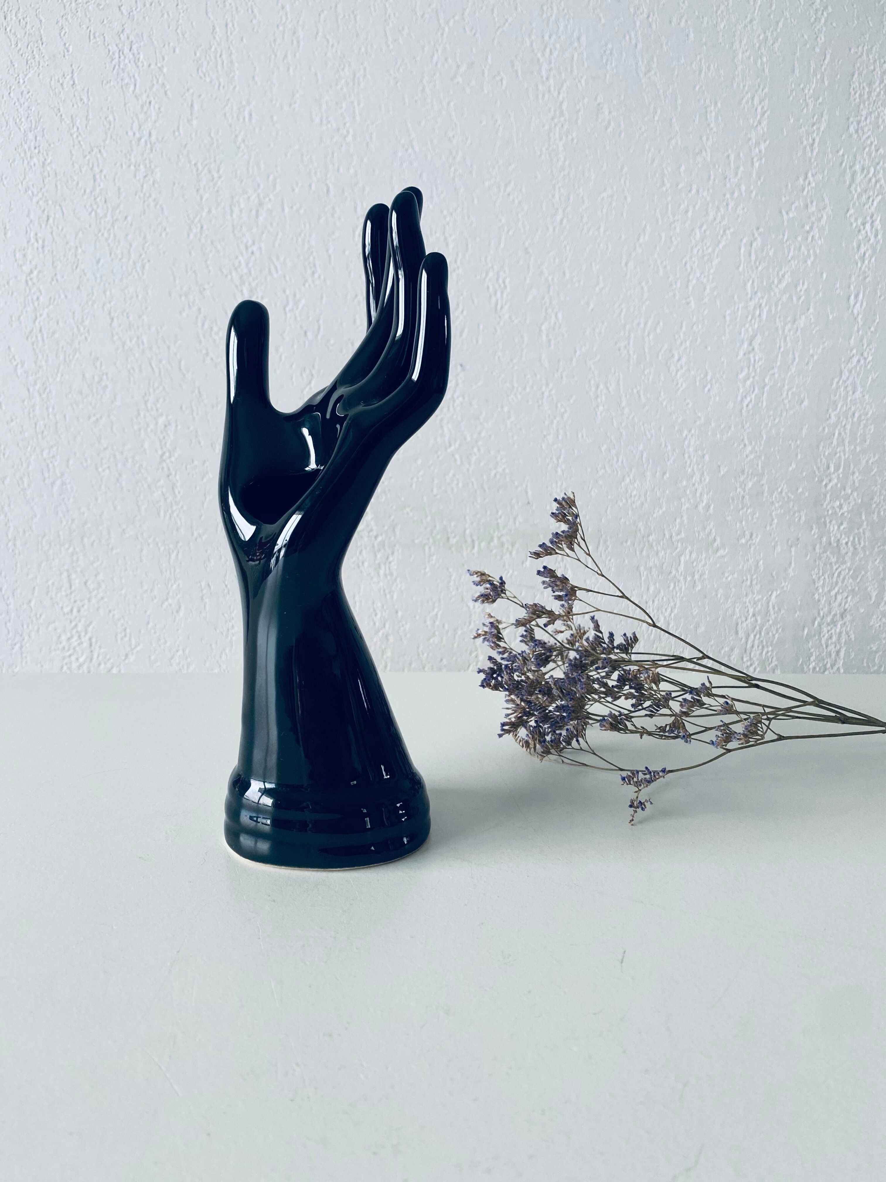 Ceramic vase and jewelry holder