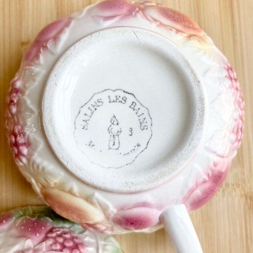 Cups in barbotine 70's