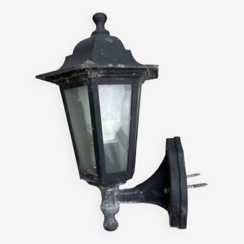 Outdoor lamp