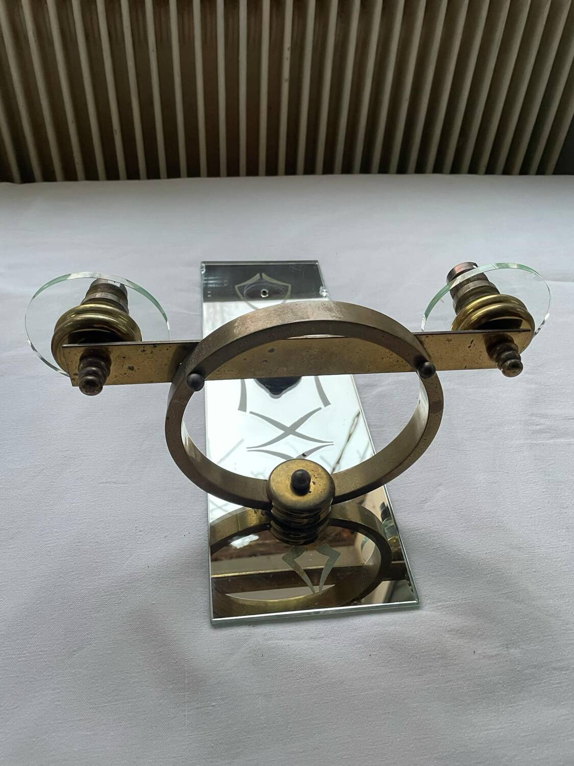 Pair of Italian art deco wall lights in mirror and brass, vintage, 1930s