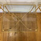 Table basse tripartite en laiton et verre