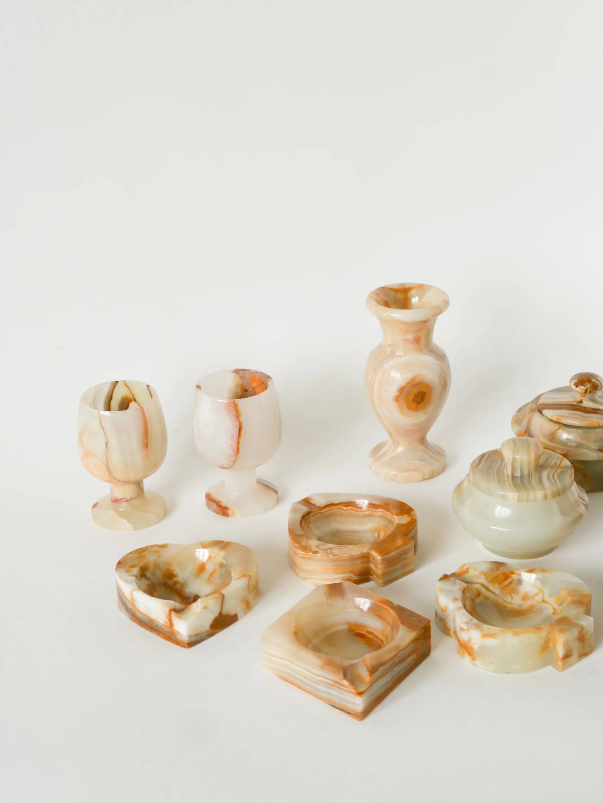 Vide-poche en onyx, forme carreau, vert et marron, 1970