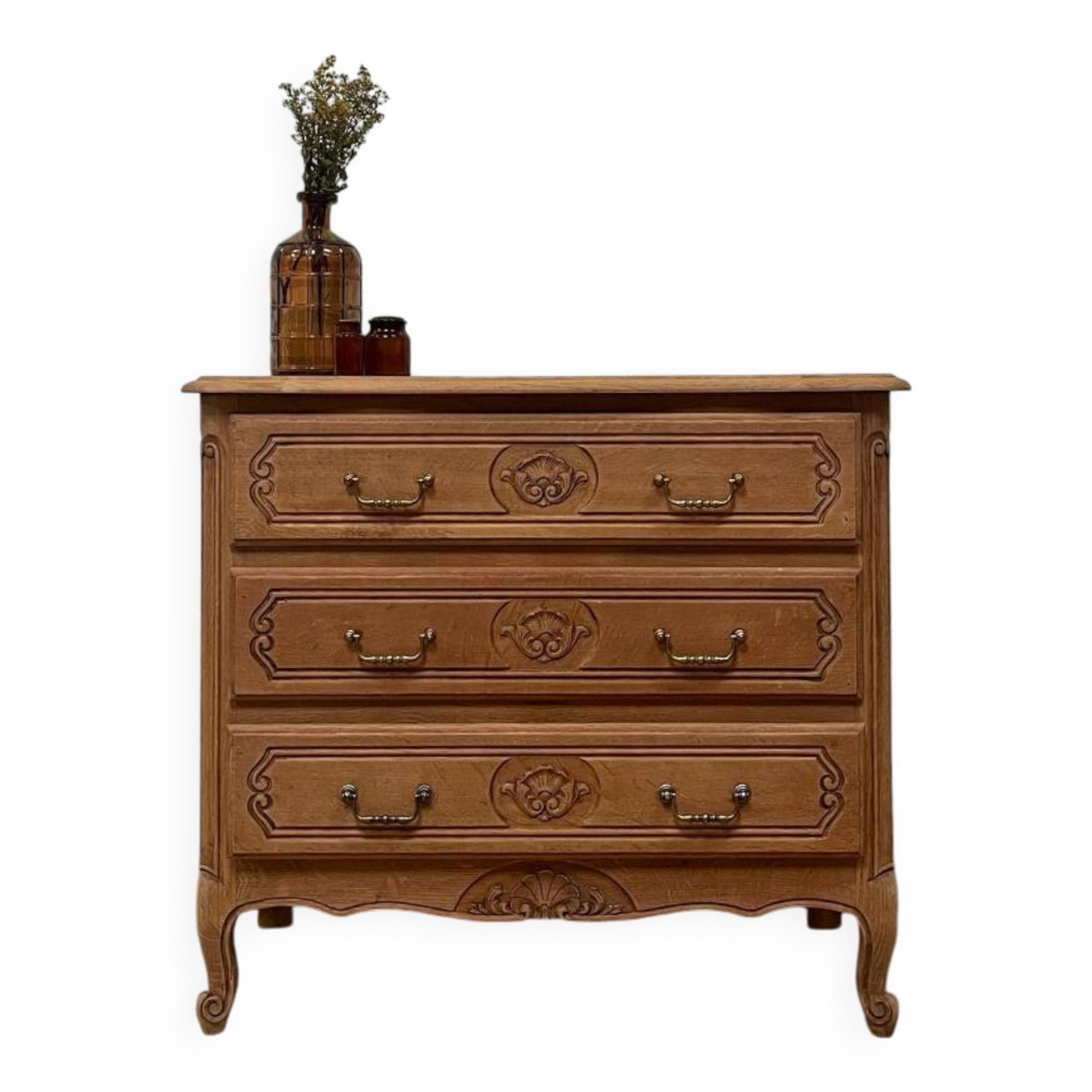 Renovated shabby chic chest of drawers