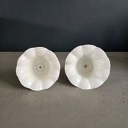 Paire d'abat-jour tulipe en porcelaine