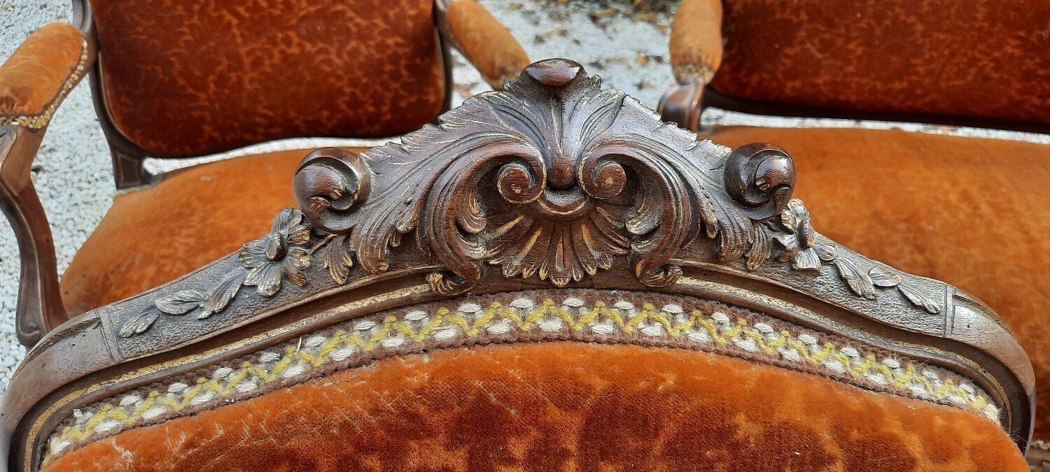 Complete Louis XVI style living room