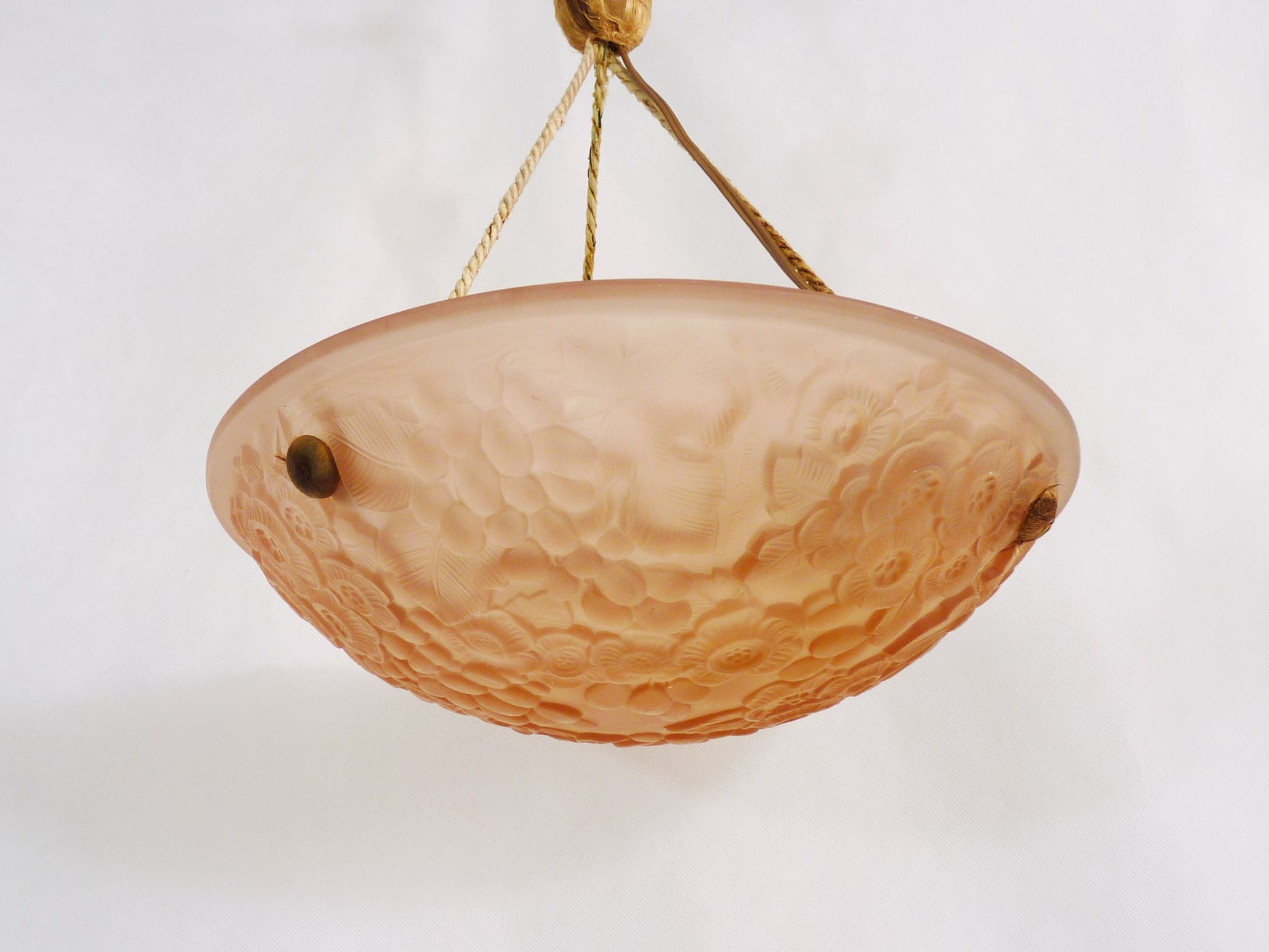 Suspension pink cacker Verdun Art Deco