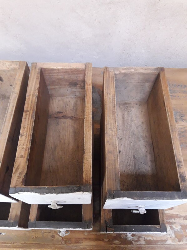 Lot de 8 tiroirs d'atelier avec poignées en bronze