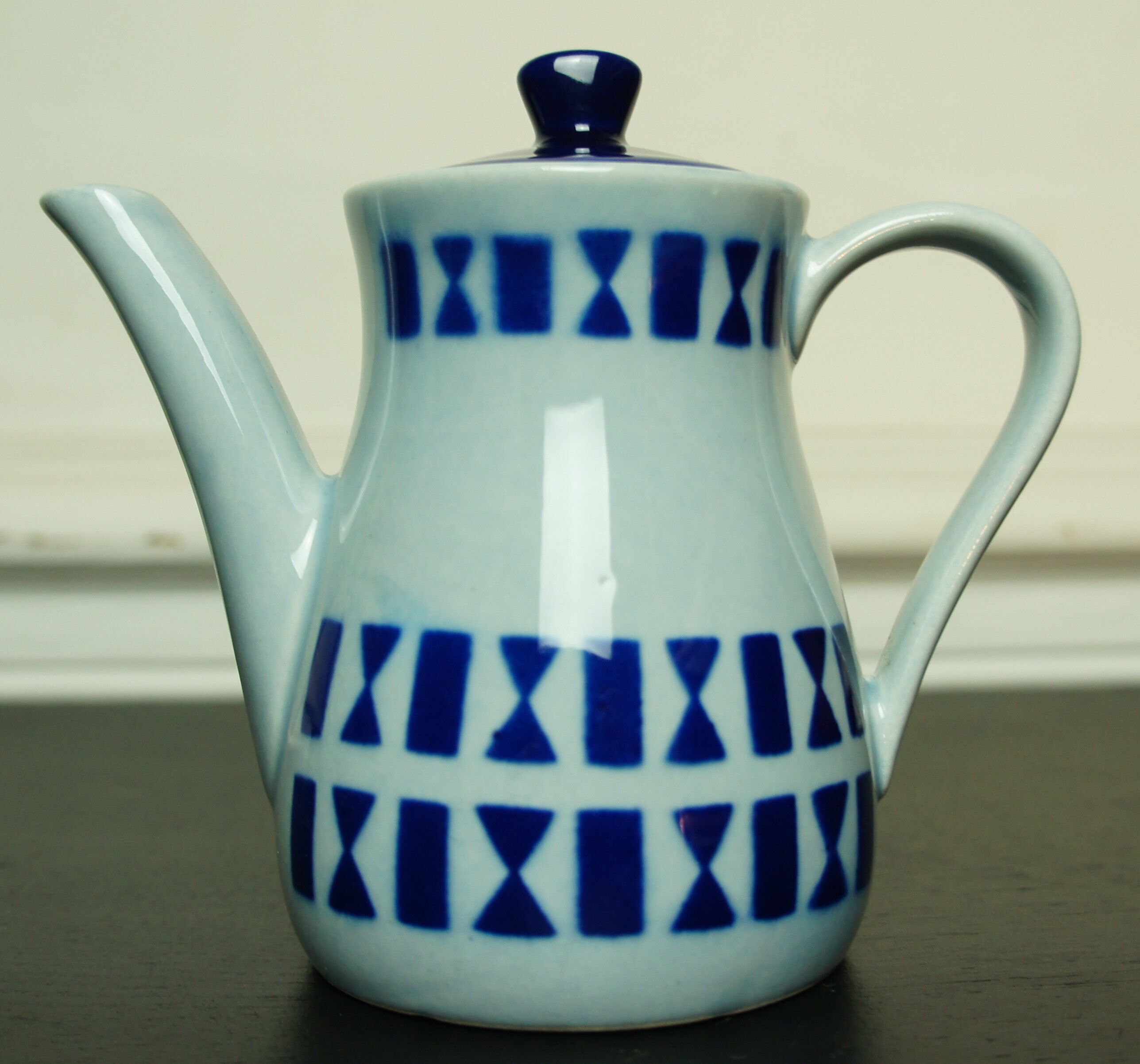 Waku Feuerfest ceramic teapot