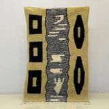 Moroccan Berber rug, decorated, 250cm x 150cm