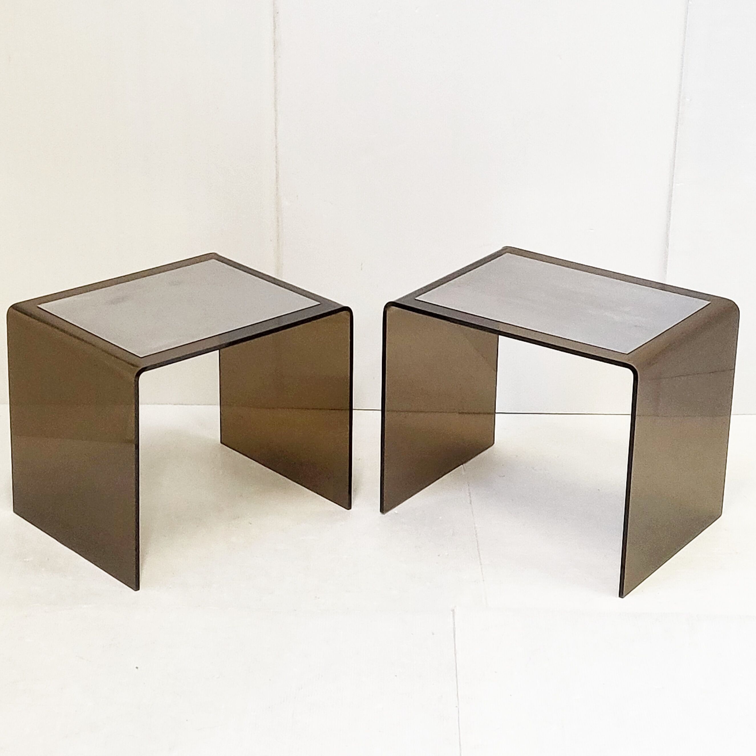 2 vintage pull-out tables 1970