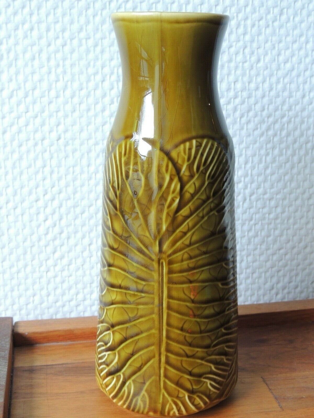 Gien  vase in olive green slurry 60s