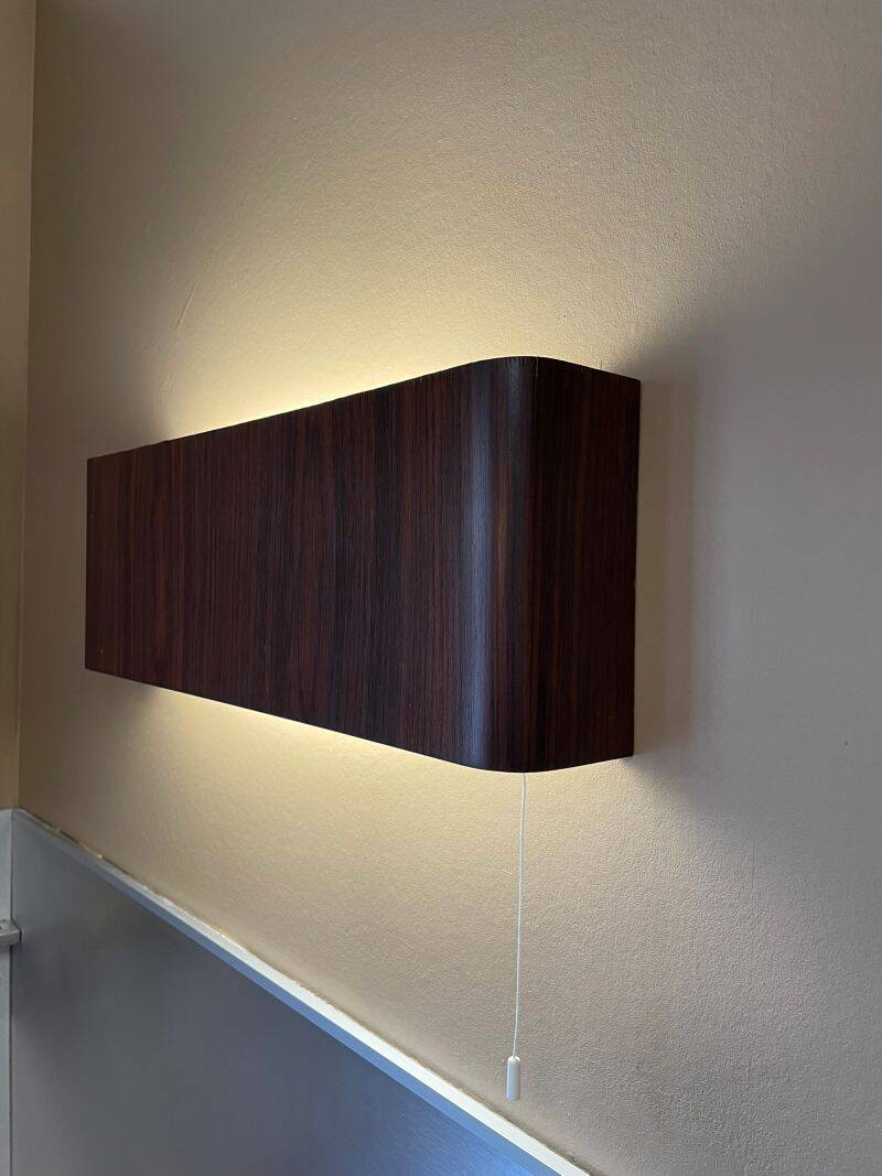 Vintage wall lamp – Scandinavian design & 70s
