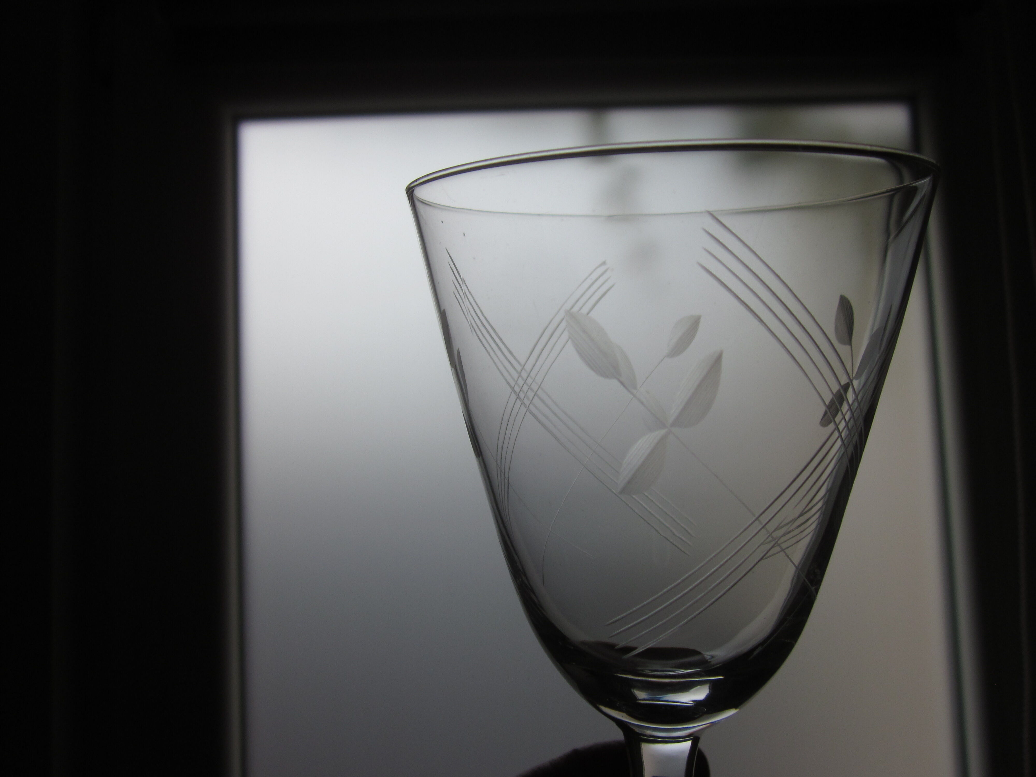 Set of 10 glasses of wine, 50s