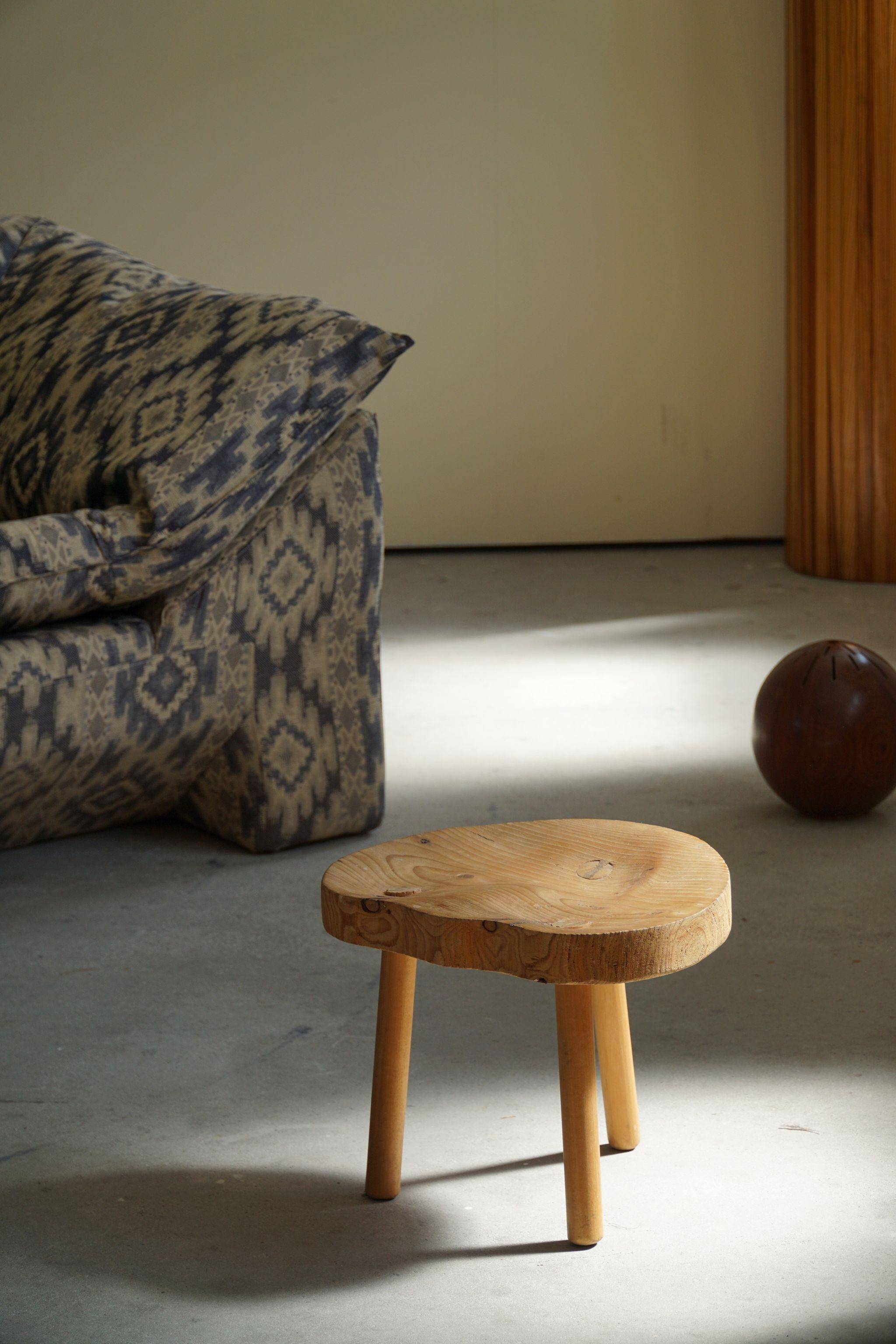 Tripod stool in solid pine, by a Swedish cabinetmaker, mid-century, around the 1960s.