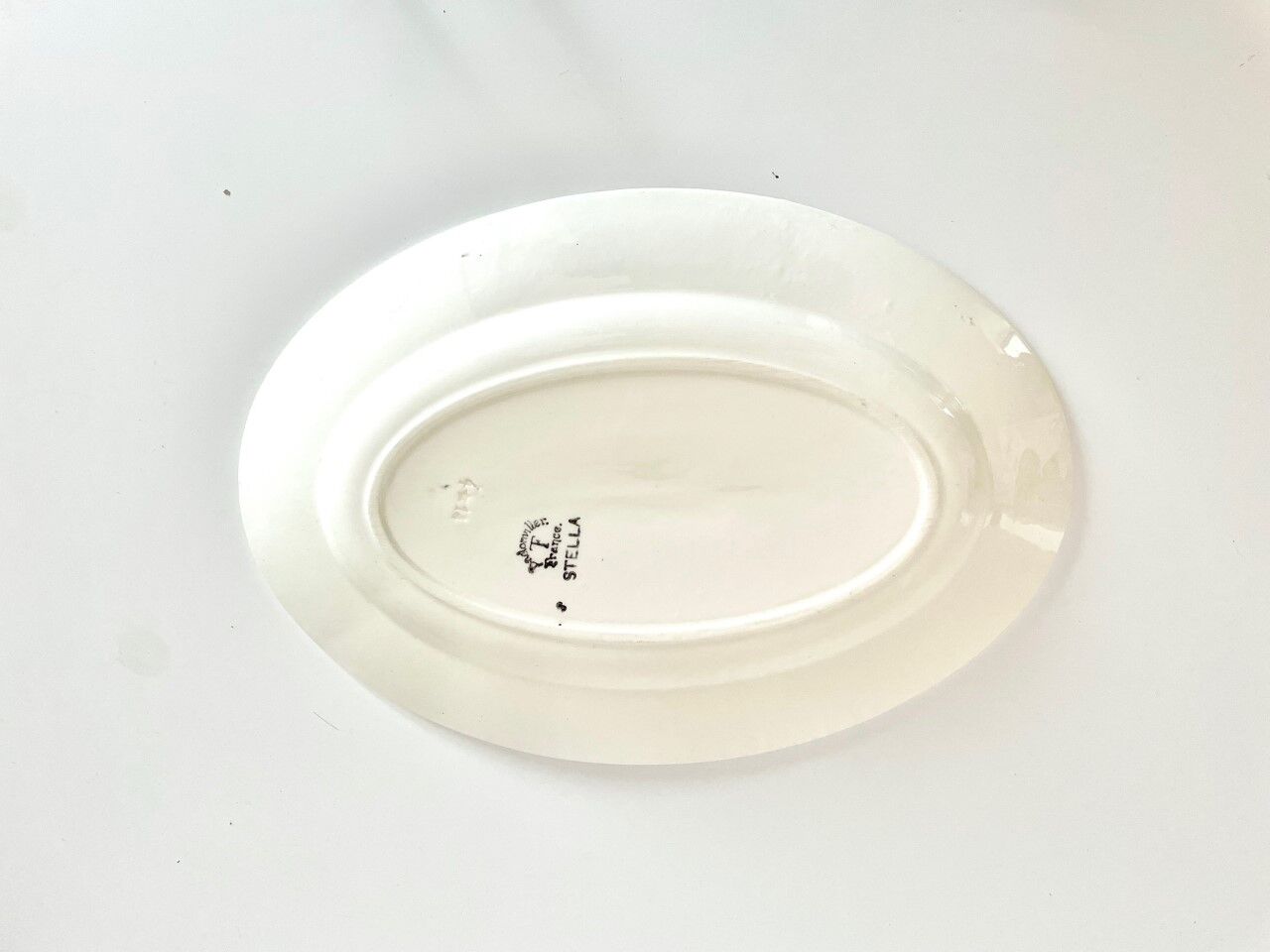 Flat oval Badonviller model Stella