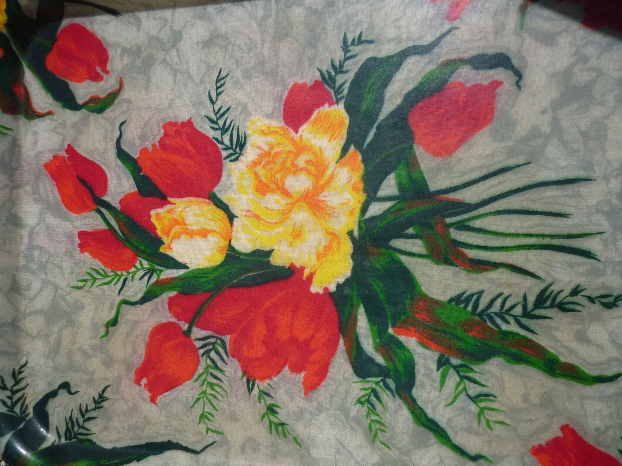 Vintage fiber serving tray, tulips 46x36