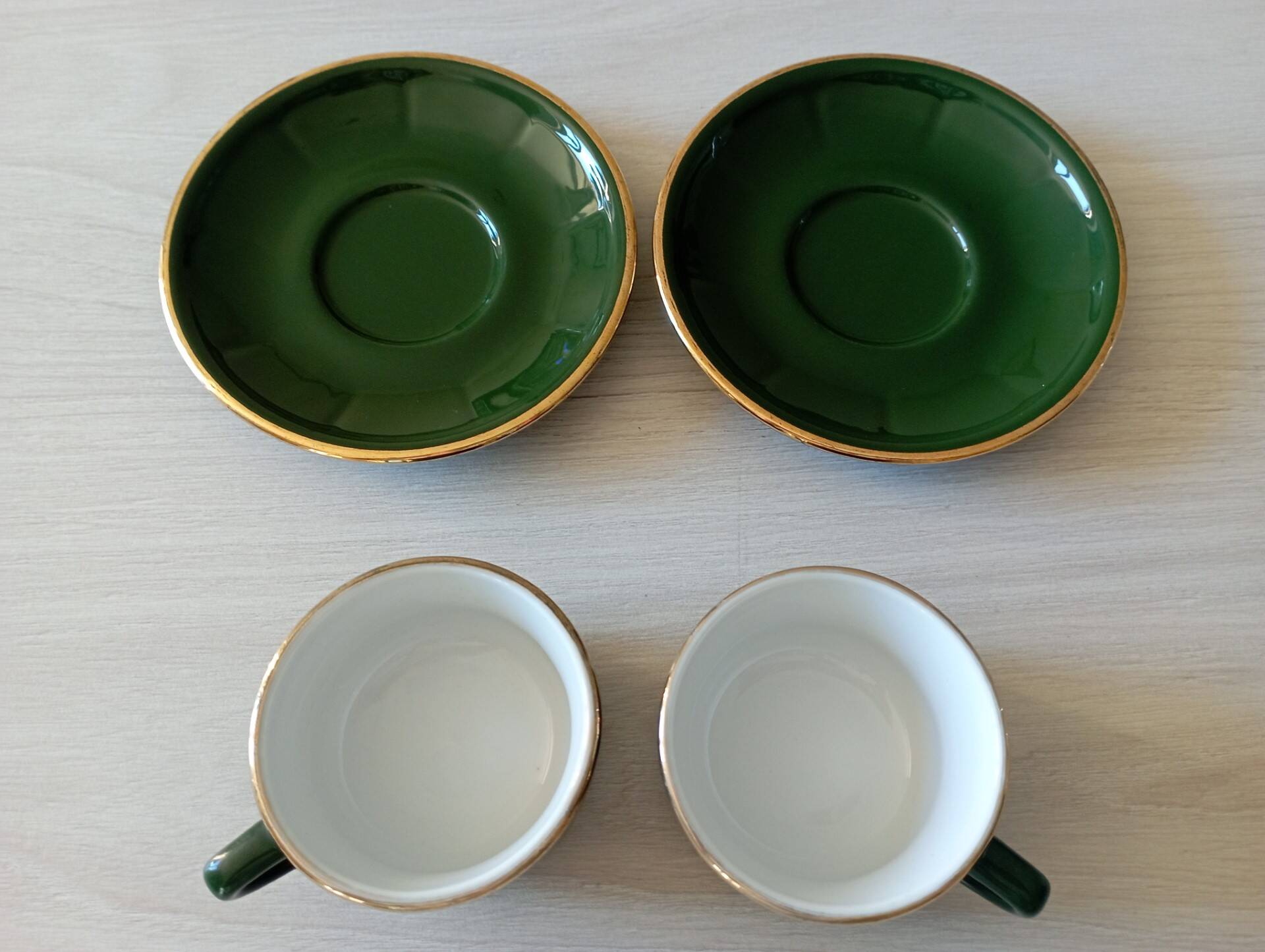 Duo of bistro cups