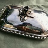 Box seed "rose" in silver metal