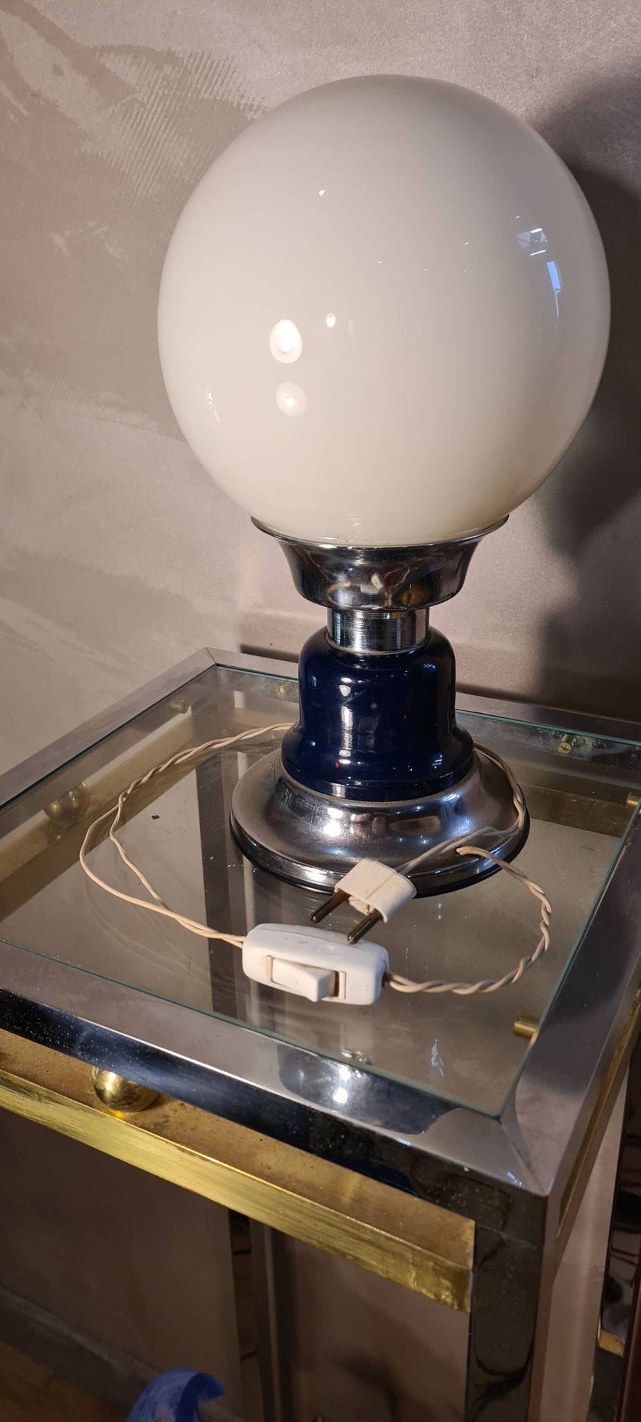 Petite lampe de table ou chevet 1960-70