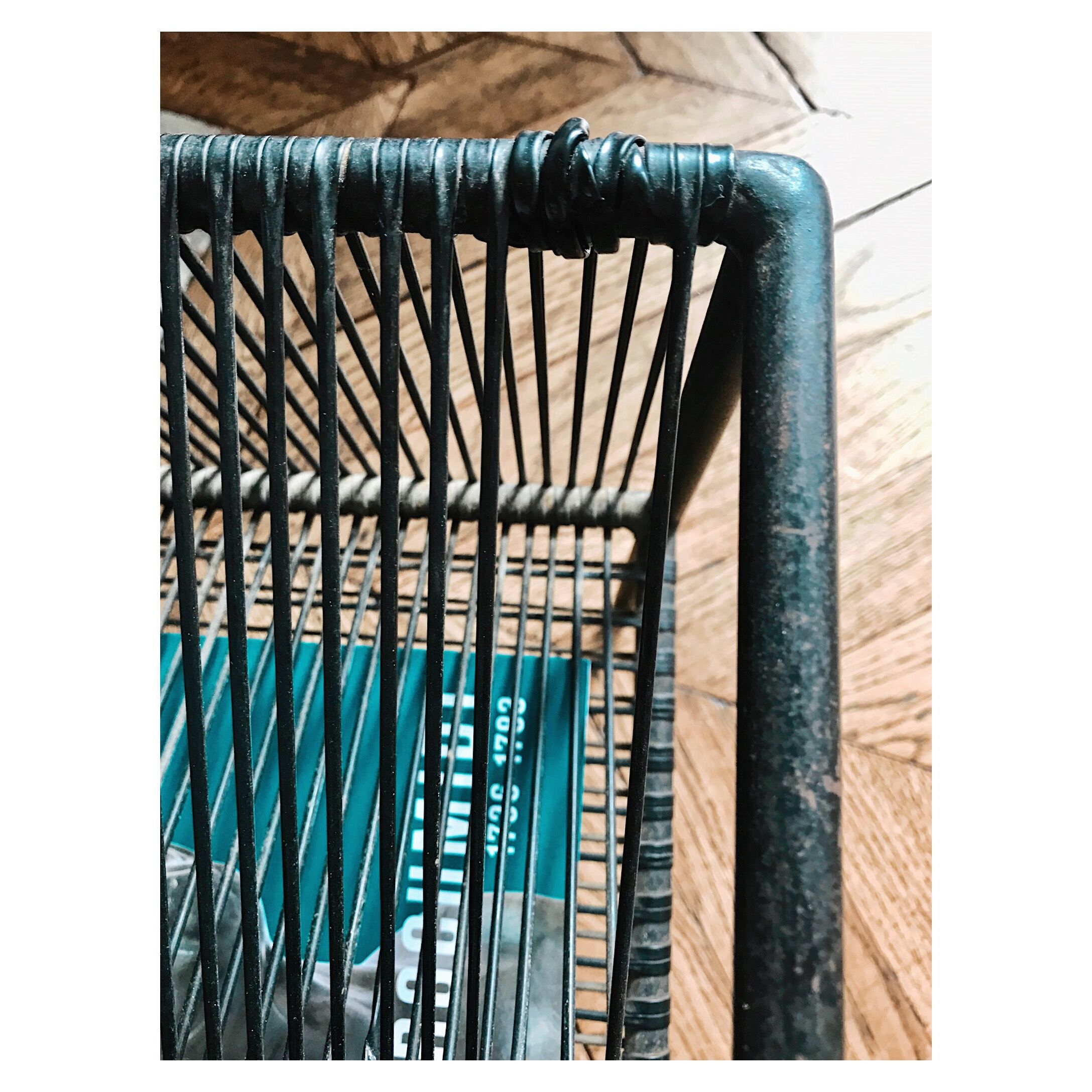 Vinyl door "scoubidou" from the 70s