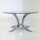 Table basse en verre du milieu du siècle avec cadre chromé