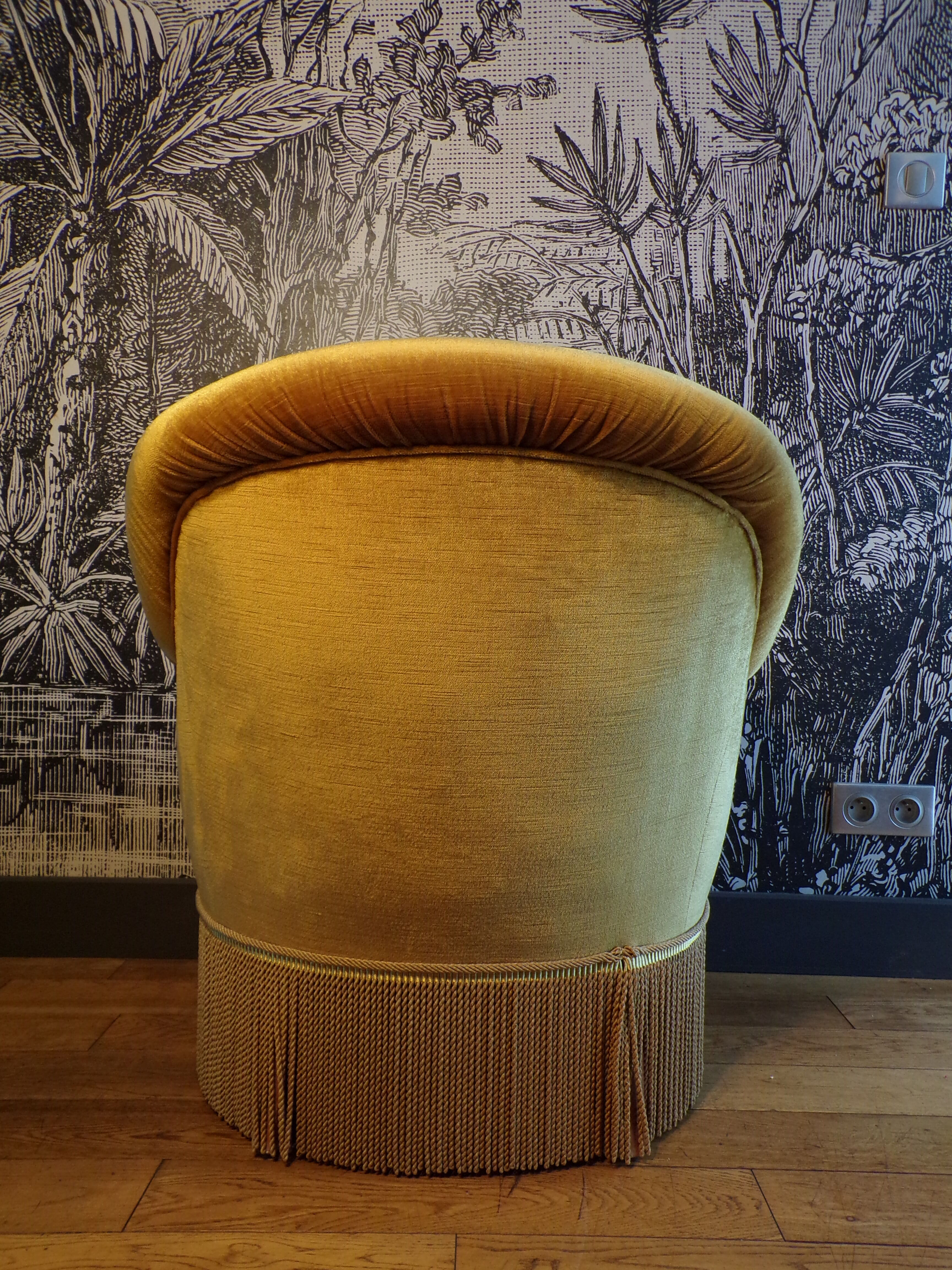 Vintage velvet toad armchair