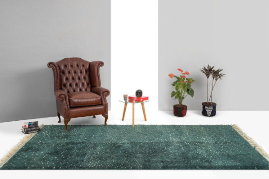 Green mrirt berber carpet with white polka dots 300 x 160