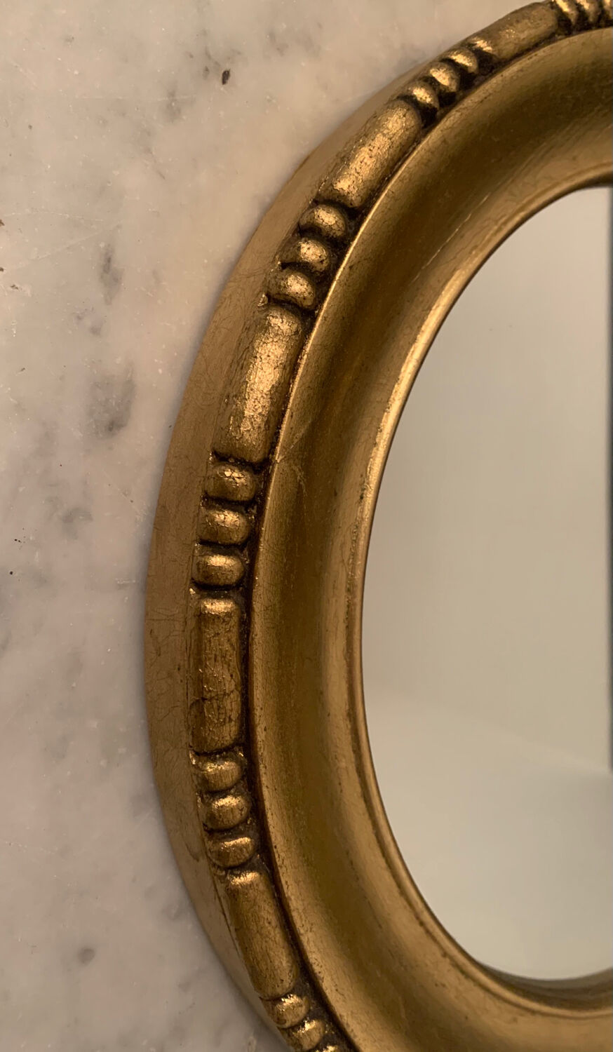 Classic style mirror