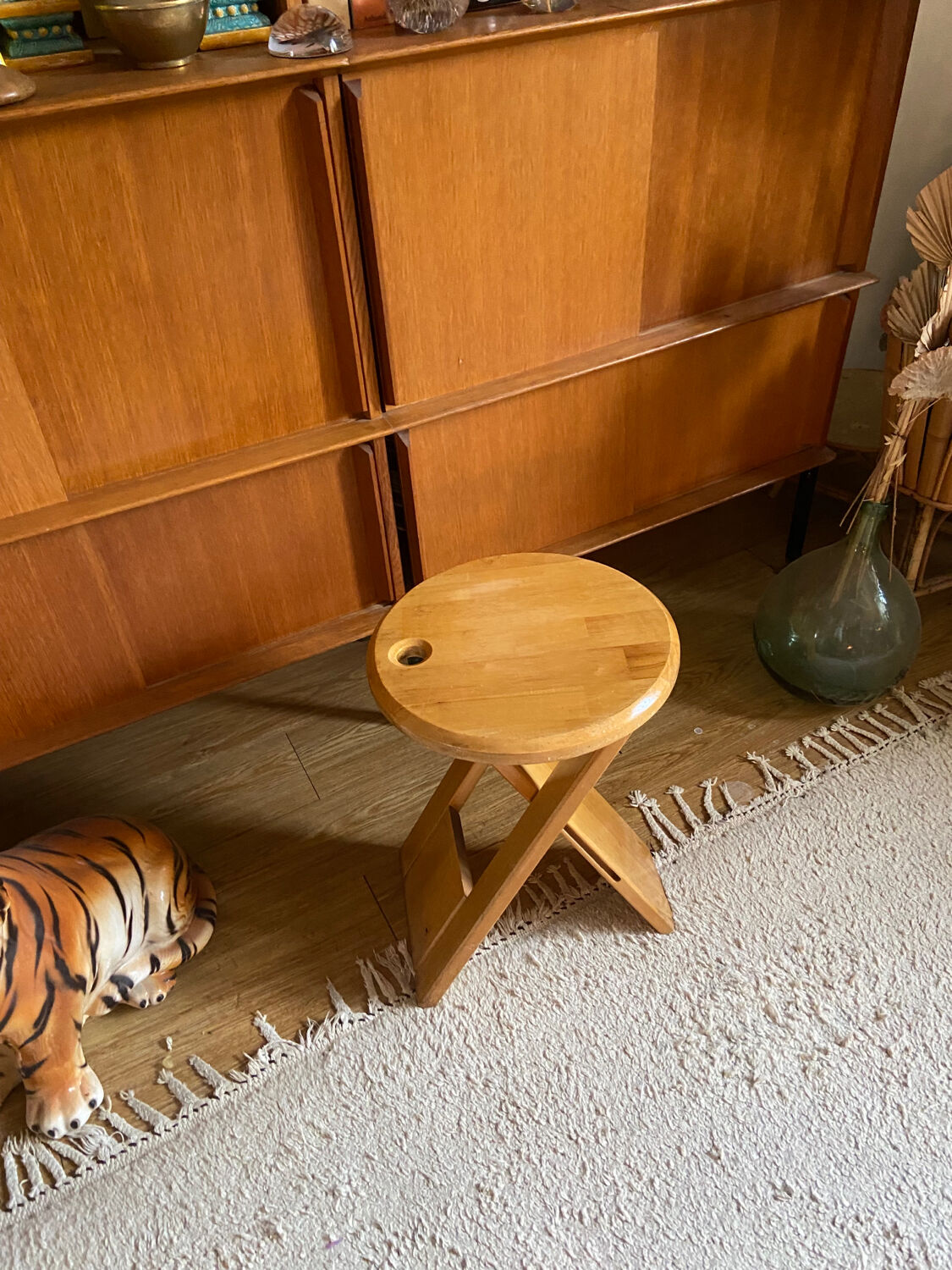 Suzy alan reed stool 80s