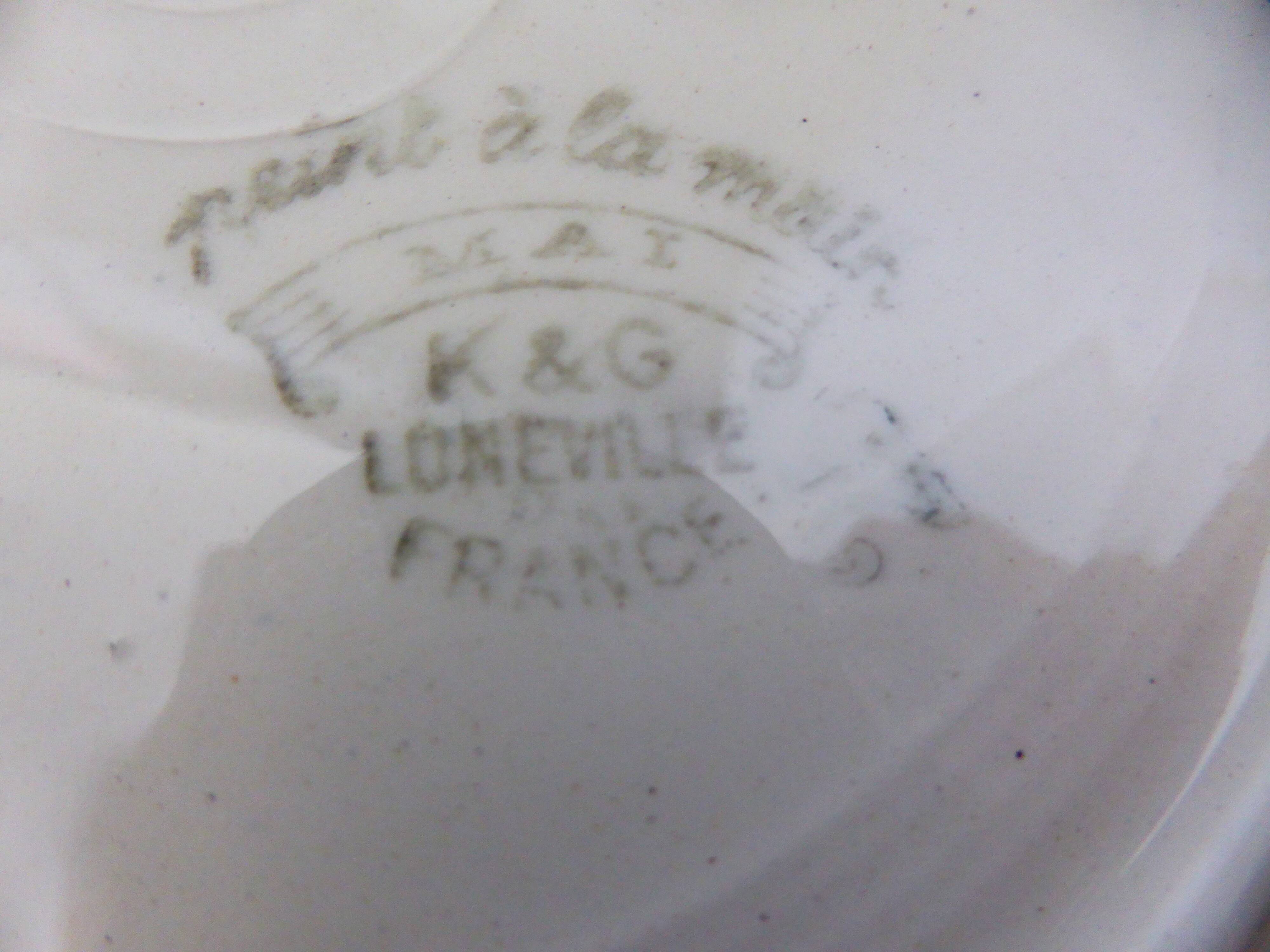 4 assiettes plates vintage de la manufacture de K&G Luneville modèle Mat en porcelaine 210742