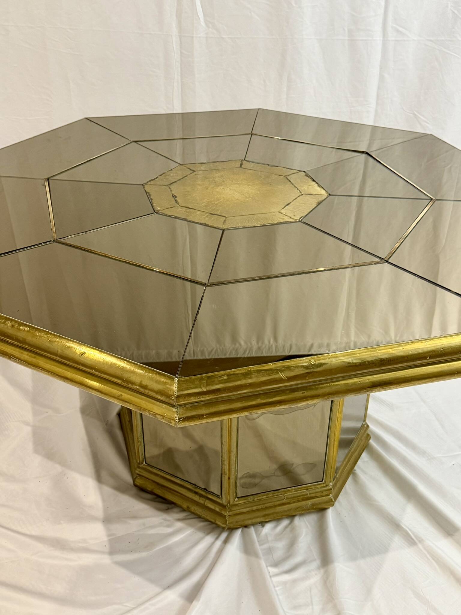 OCTAGONAL TABLE 1970
