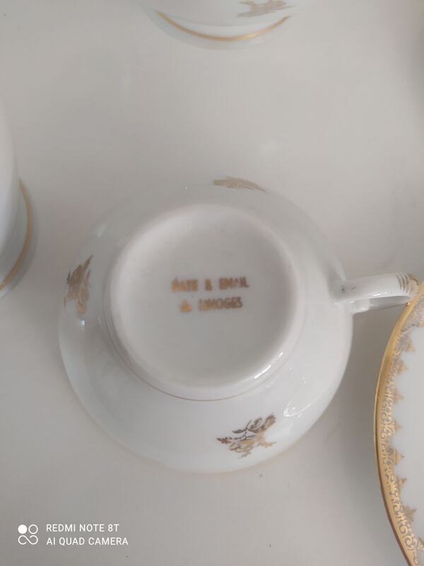 Service à café complet en porcelaine de Limoges