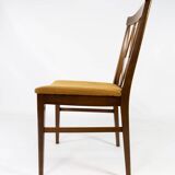 Set of six chairs in walnut 40s