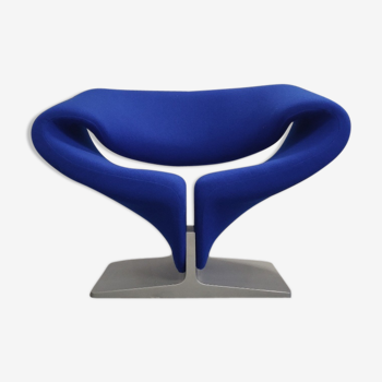 Pierre Paulin Ribbon chair by Artifort