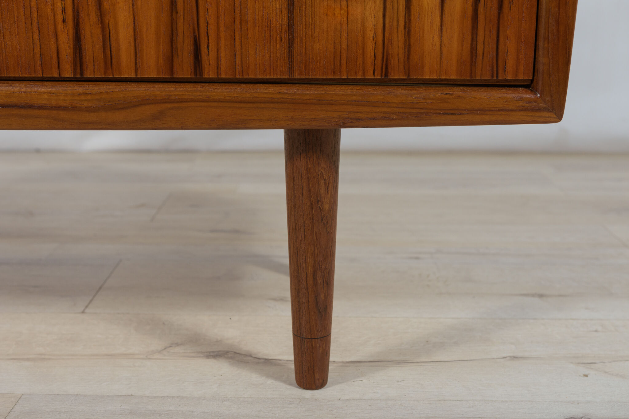 Mid-century dresser and dressing table