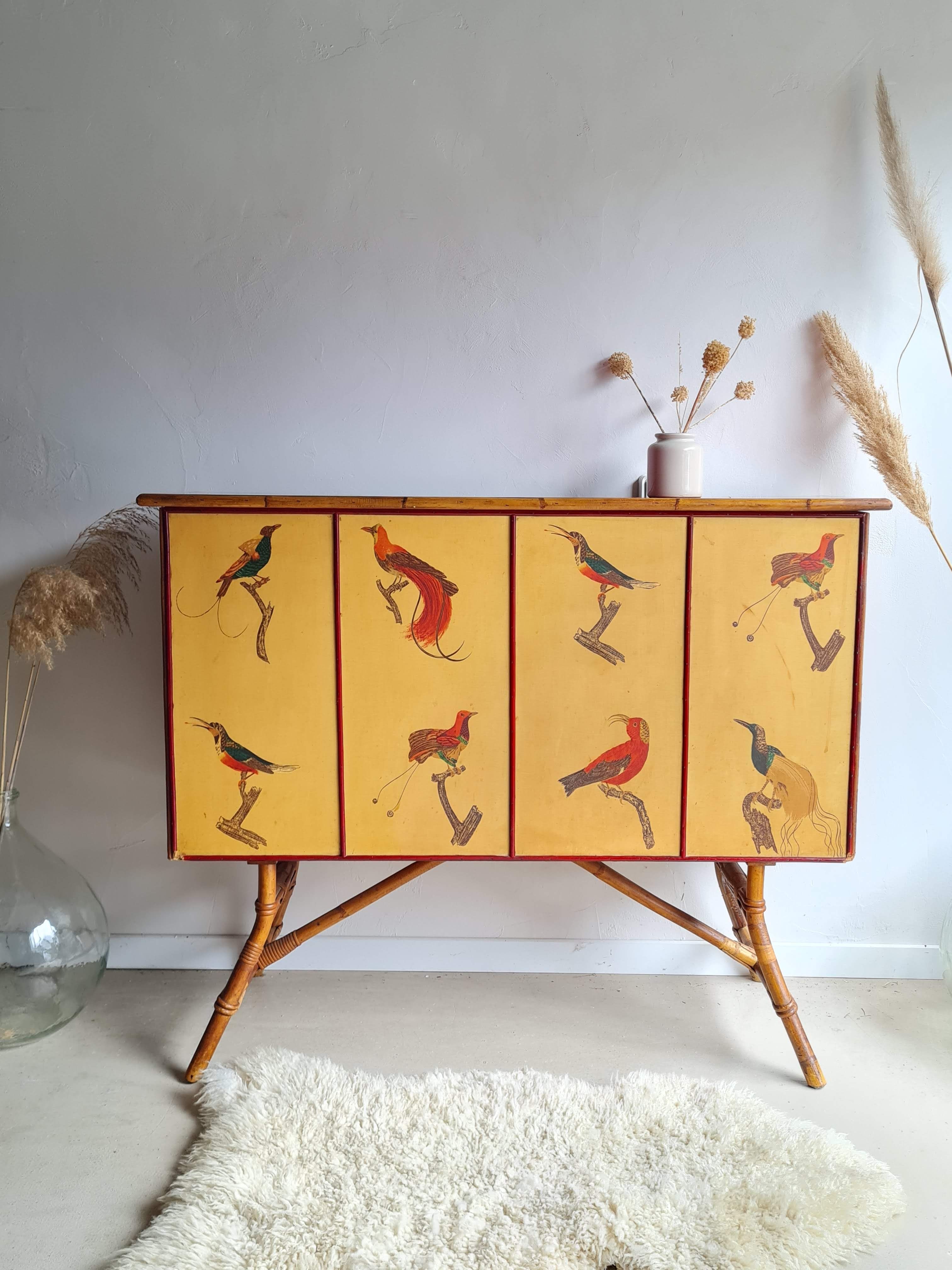 Bar rattan foot compass