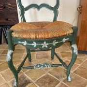 Provençal straw chair from the 18th century.
