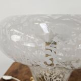 1970s table lamp in worked glass and gold metal