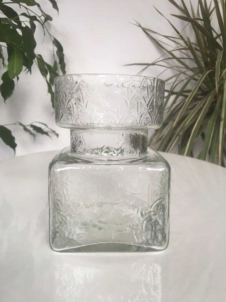 Pala Vase by Helena Tynell