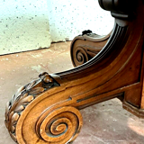 Table Napoleon III has central base in solid walnut nineteenth century
